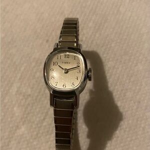Vintage Timex Wind Up Womens Watch